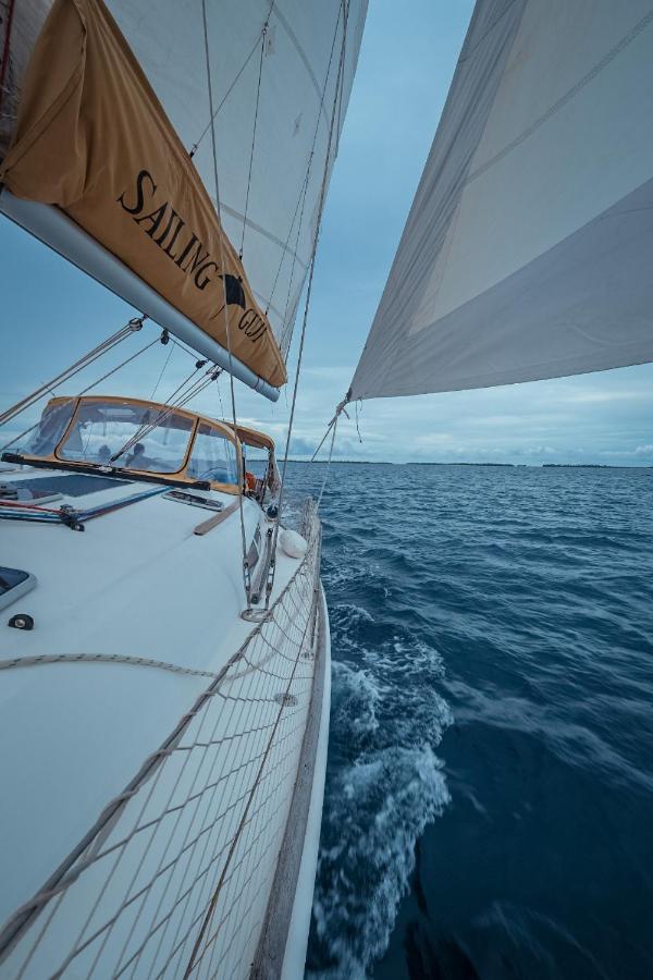 Private Sailingyacht "Guji" With Crew All Inclusive Isla Wichitupo Grande Екстер'єр фото